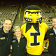 Illustration for article titled Luddite University of Iowa Athletic Department Limits Blogging at Games